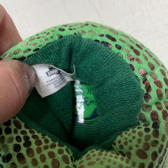 5/6 T-Rex Jurassic World Plush Toddler Slippers - Picture 8 of 12